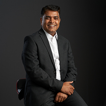 Mahesh Shekdar